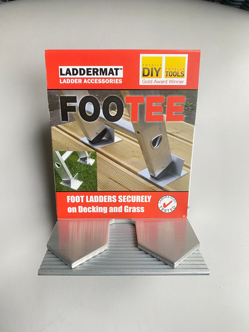 Laddermat Hamper - the ideal gift for the DIY / Tradesperson / Gardener  it contains an anti-slip mat; ladder pads, replacement feet and anti-slip footee for inserting into decking