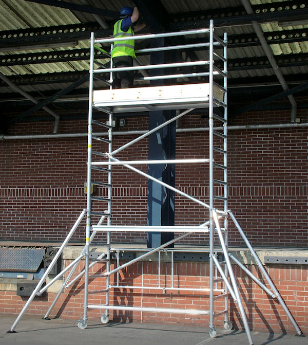 Lyte LIFT Industrial Folding Scaffold Tower  - 0.6m - 6.1m