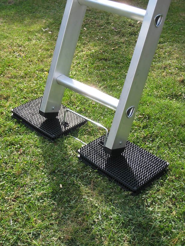 Henry's Laddermat Proctective Pads and Stabiliser Mat set - 1 Mat + 1 Pair of Pads