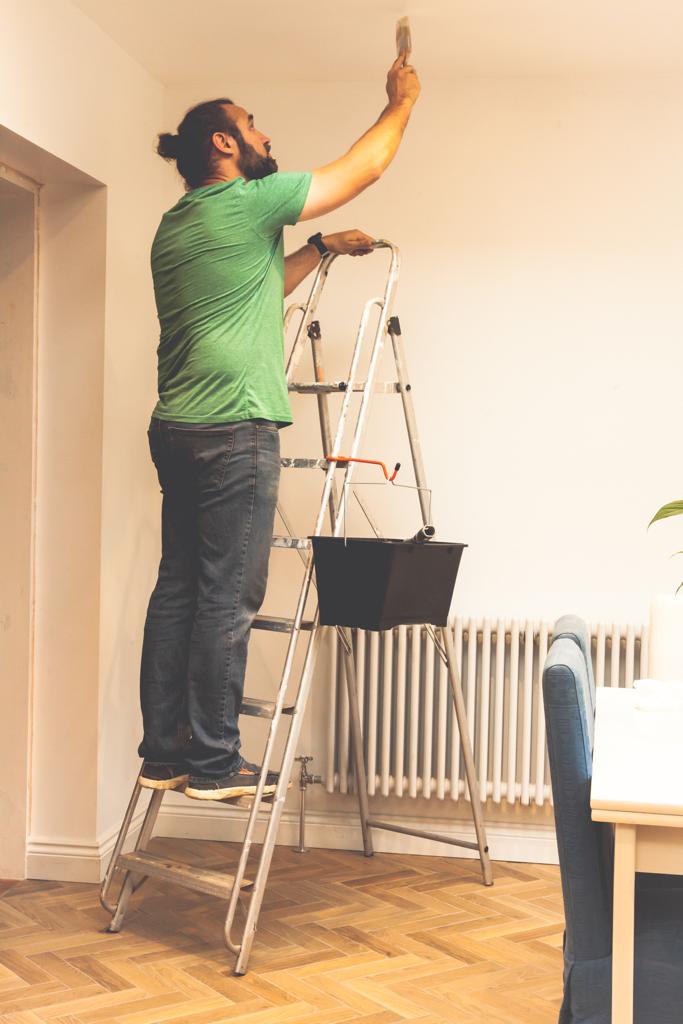 Step Handy - Paint and Bucket Hook for your Stepladder